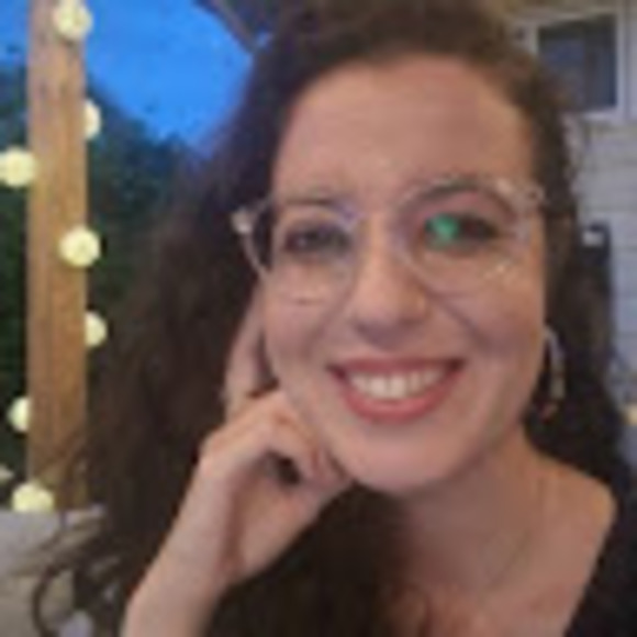 Meet your Posher, Katherine - Picture 1 of 1